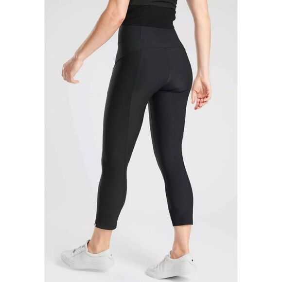 ATHLETA Stellar Crop Pant In Black Size XSP - Picture 2 of 6